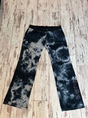 BCBG Max Azria Velour Black and Gray Tie-Dye Sweatpants w/Bling Letters - Large